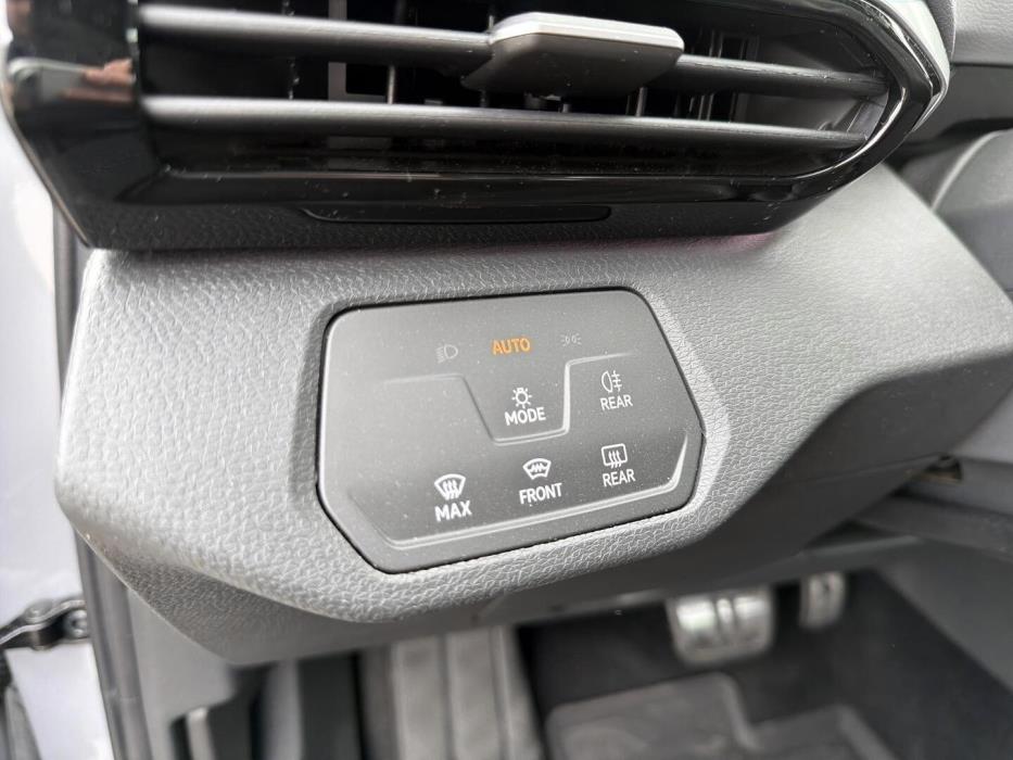 VOLKSWAGEN ID.4 2023