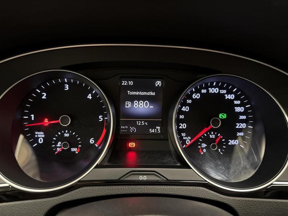 VOLKSWAGEN Passat 2016