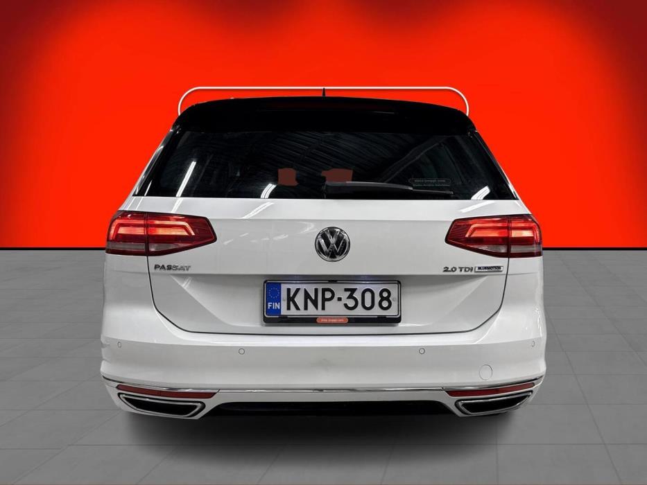 VOLKSWAGEN Passat 2016