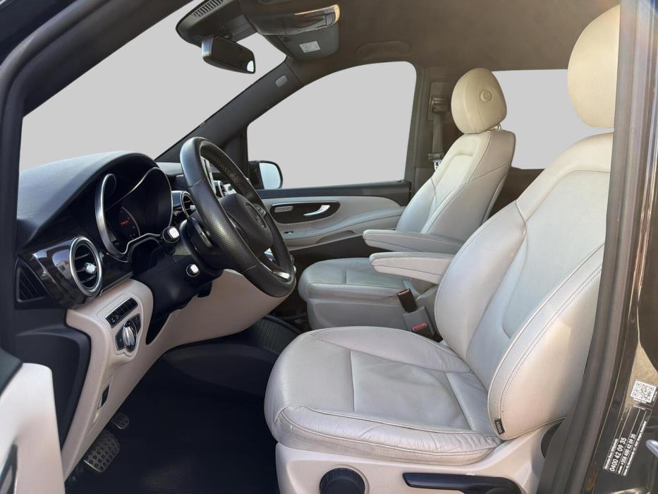 MERCEDES-BENZ V 2016