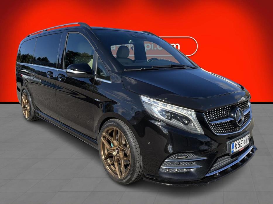 MERCEDES-BENZ V 2016