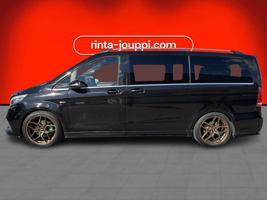 MERCEDES-BENZ V 2016