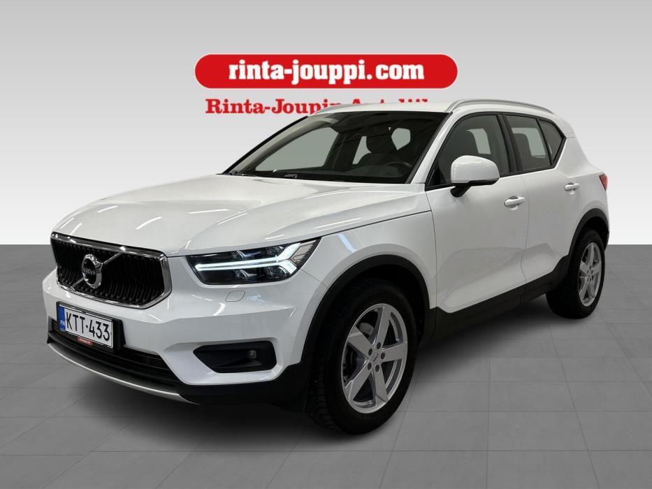VOLVO XC40 2021