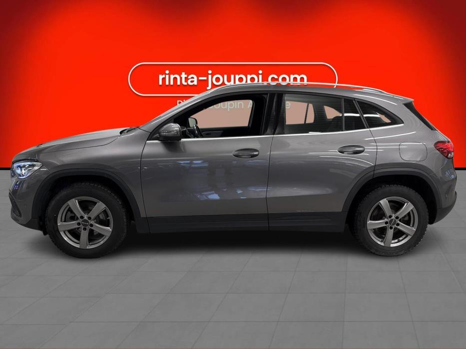 MERCEDES-BENZ GLA 2021