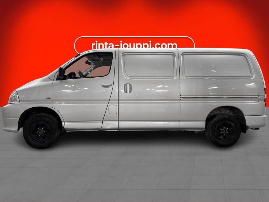 TOYOTA Hiace 2008