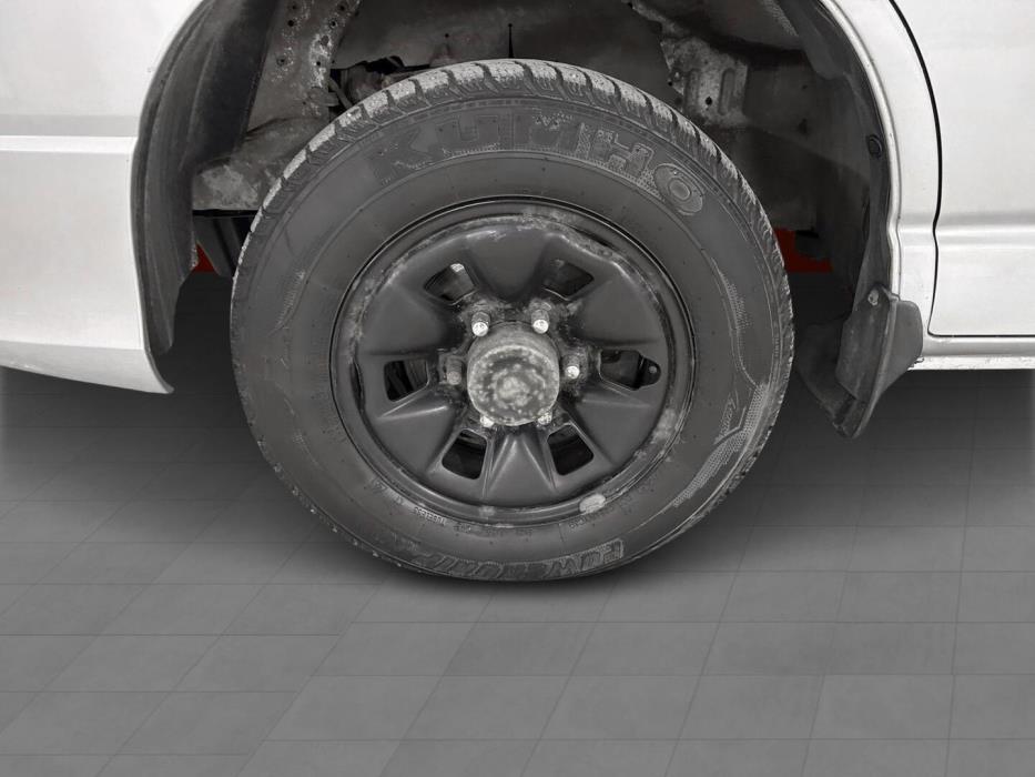 TOYOTA Hiace 2008