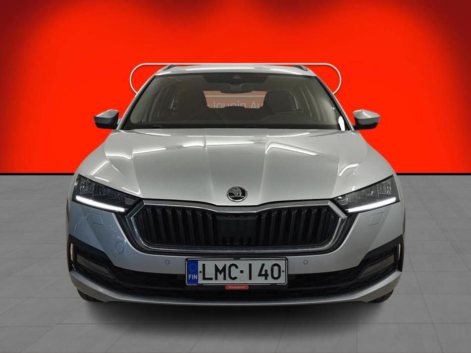 SKODA Octavia 2024