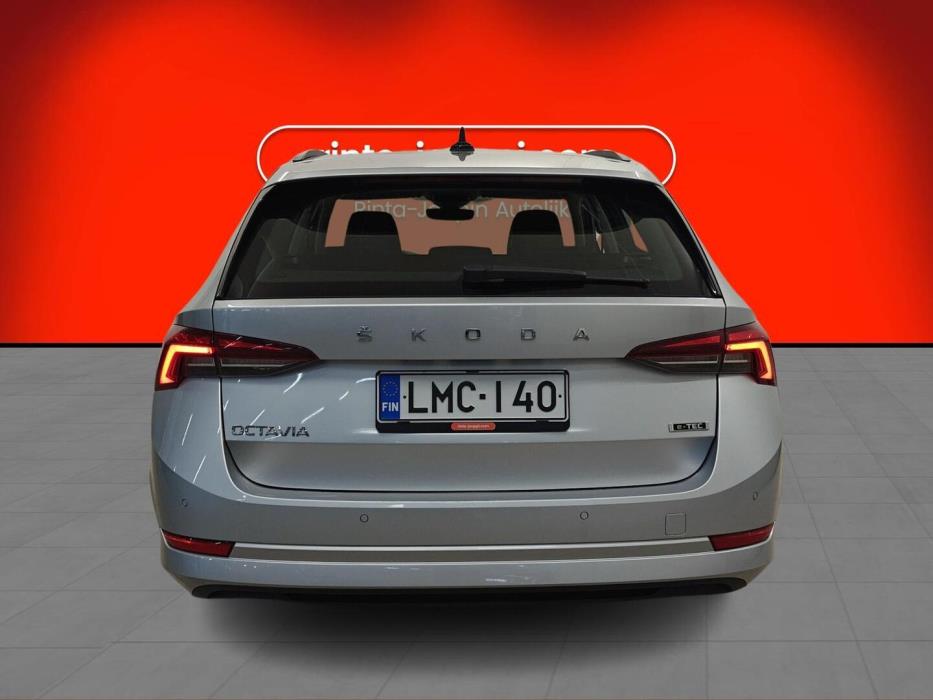 SKODA Octavia 2024
