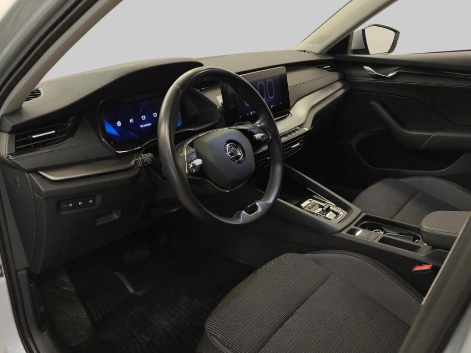 SKODA Octavia 2024