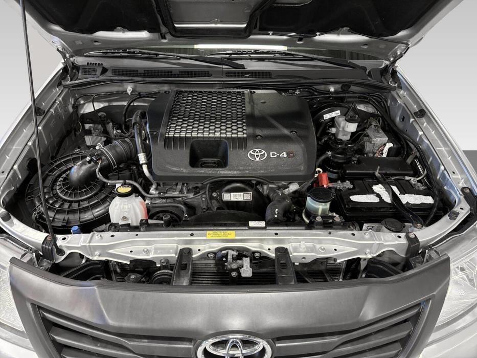 TOYOTA Hilux 2012