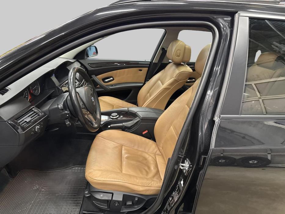 BMW 525 2008