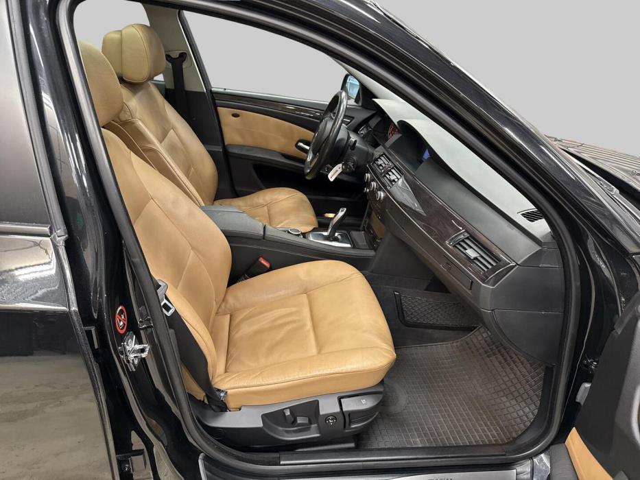 BMW 525 2008