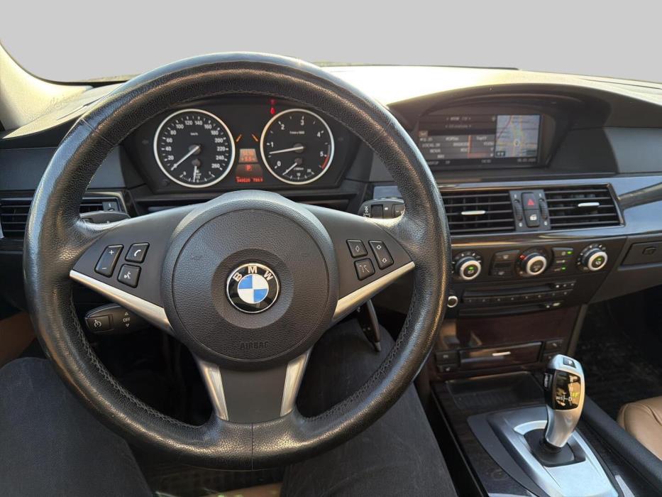 BMW 525 2008