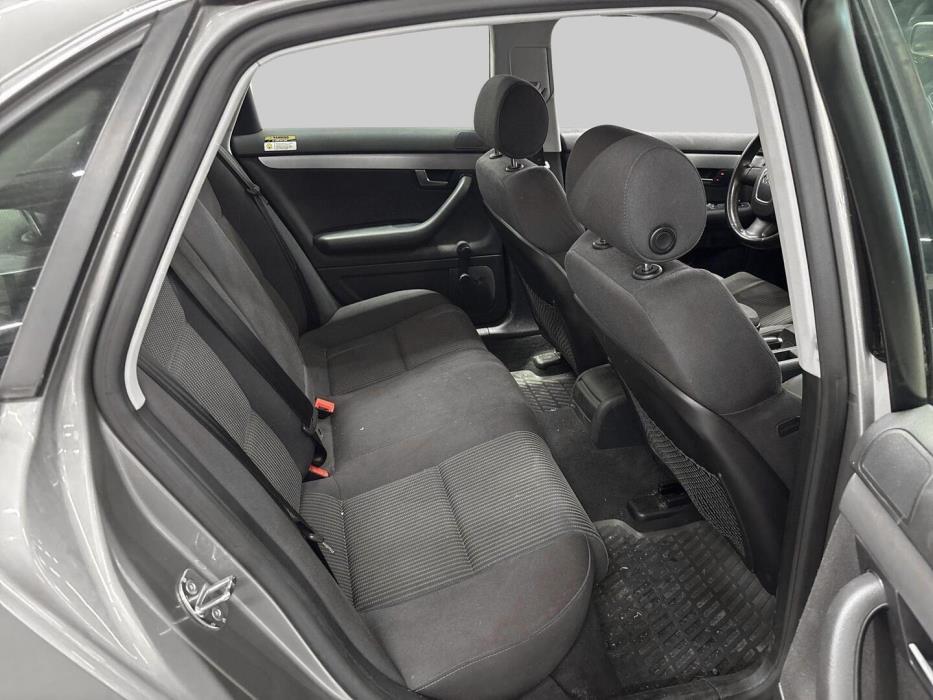 AUDI A4 2006