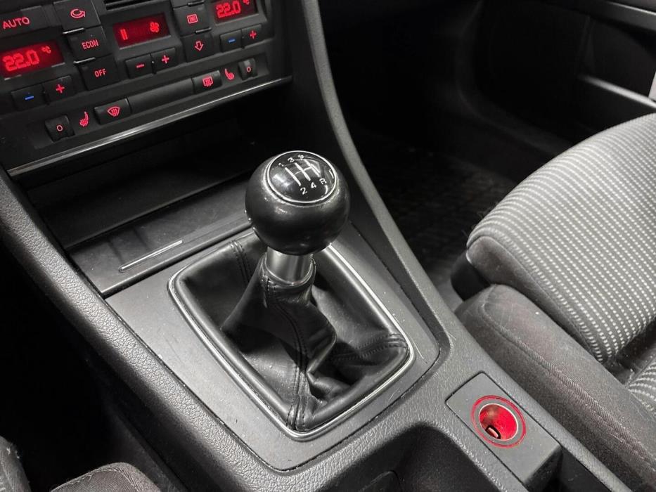 AUDI A4 2006