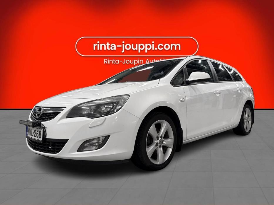 OPEL Astra 2011