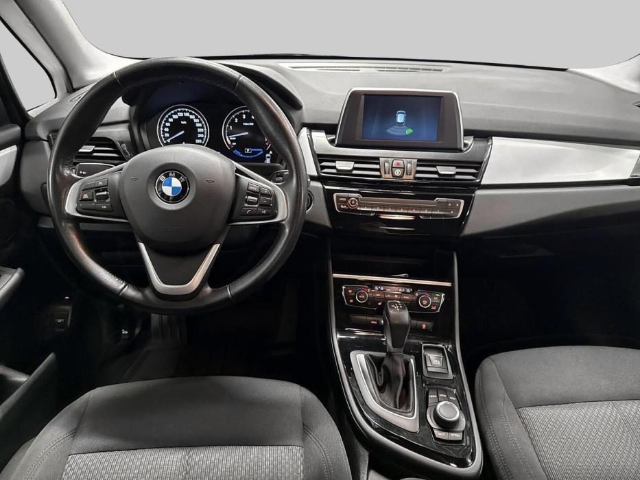 BMW 225 2020