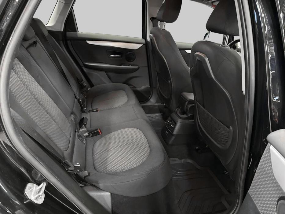 BMW 225 2020