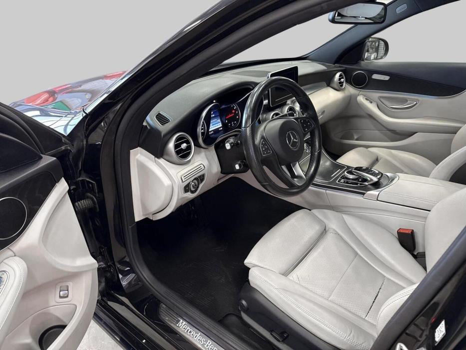 MERCEDES-BENZ C 2016