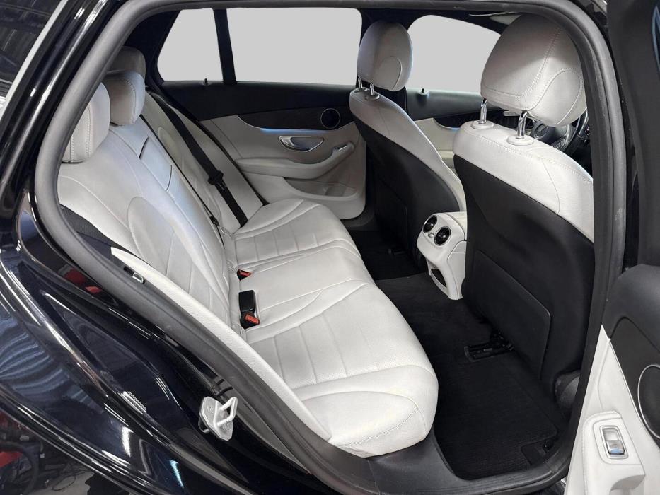 MERCEDES-BENZ C 2016