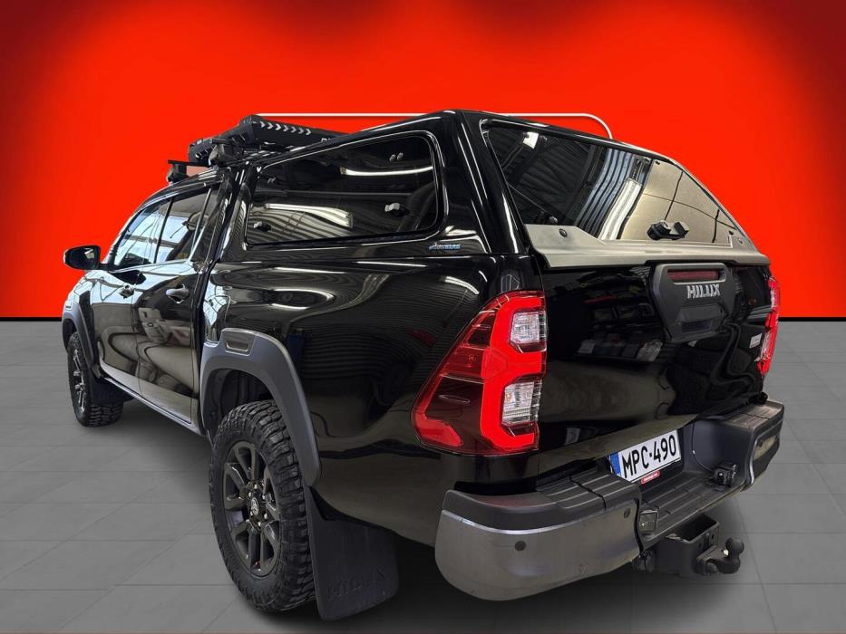 TOYOTA Hilux 2021