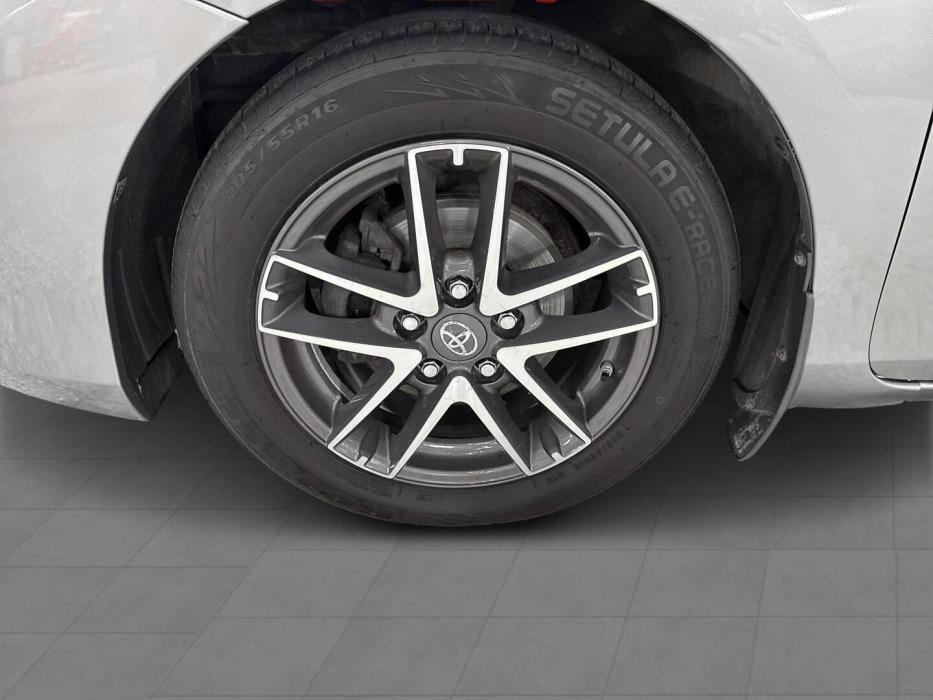 TOYOTA Auris 2014