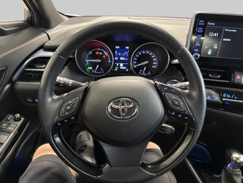 TOYOTA C-HR 2021