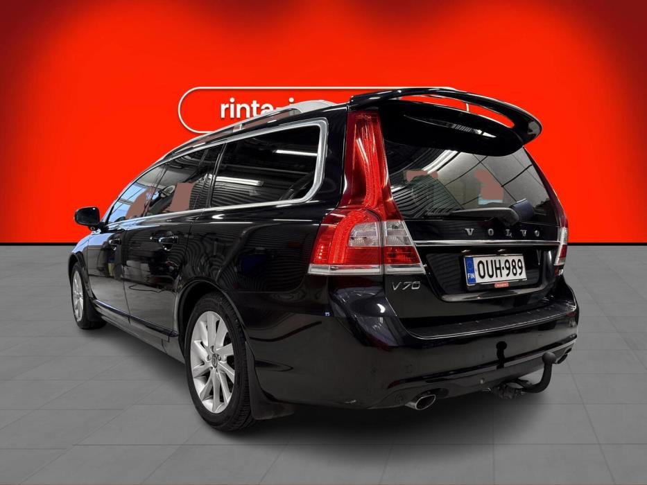 VOLVO V70 2014