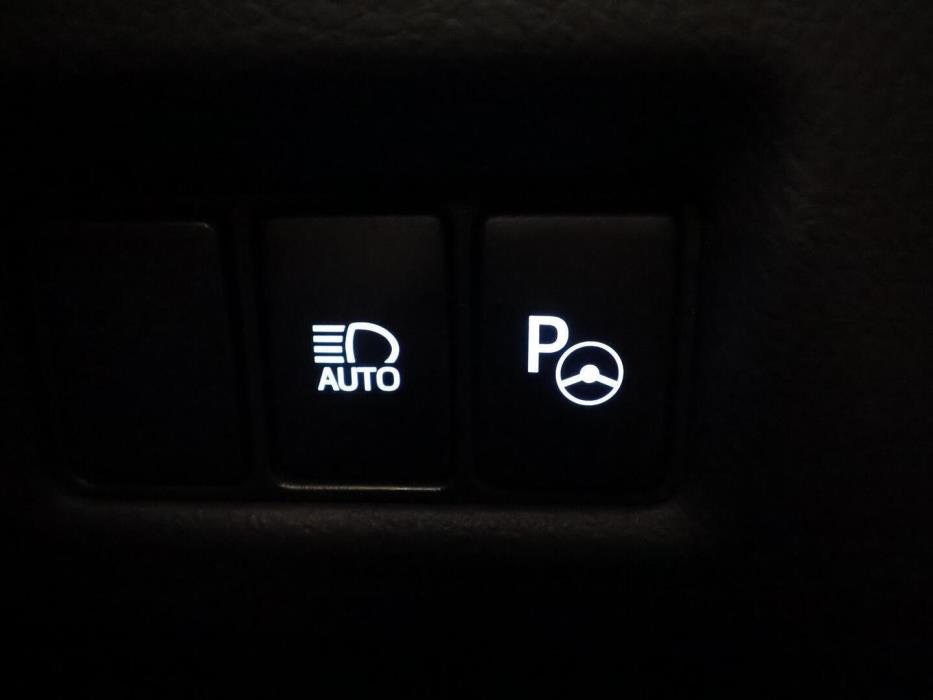 TOYOTA C-HR 2019