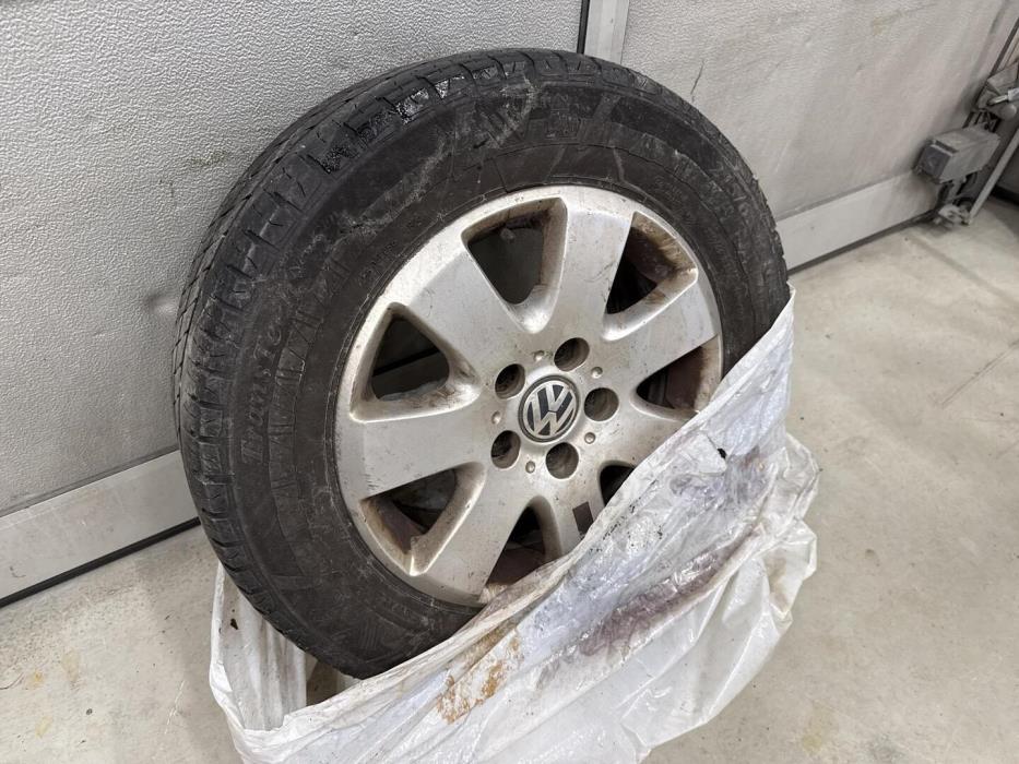 VOLKSWAGEN Caravelle 2005