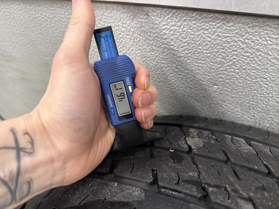 VOLKSWAGEN Caravelle 2005