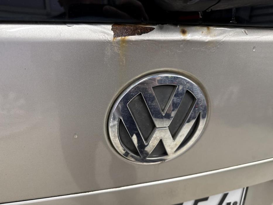 VOLKSWAGEN Caravelle 2005