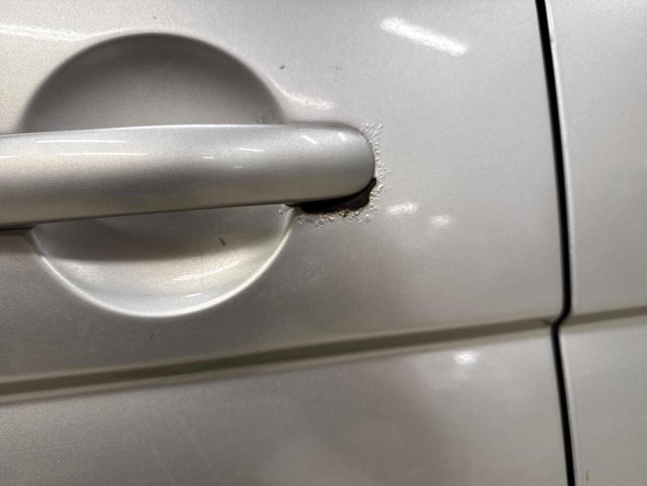 VOLKSWAGEN Caravelle 2005