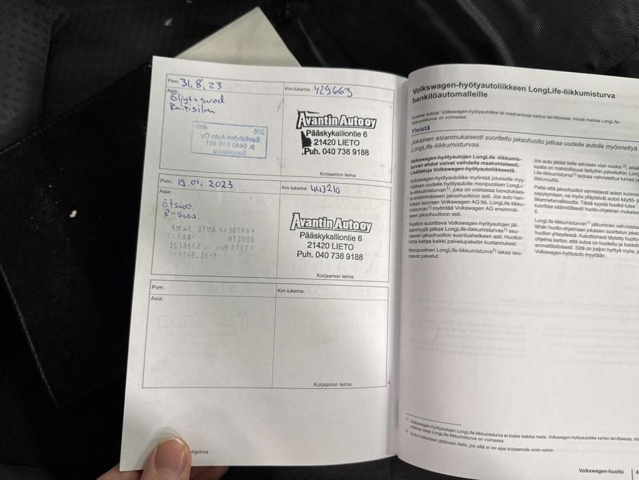 VOLKSWAGEN Caravelle 2005