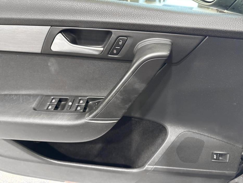 VOLKSWAGEN Passat 2014