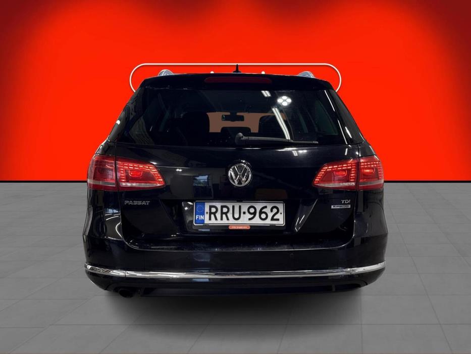 VOLKSWAGEN Passat 2014