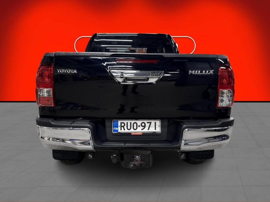 TOYOTA HILUX 2021