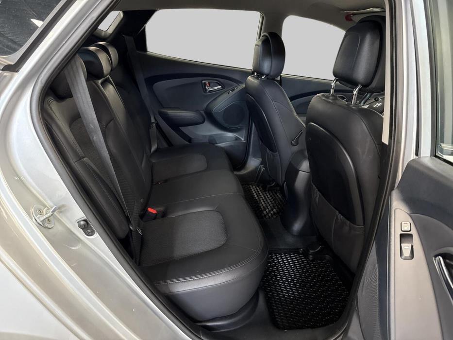 HYUNDAI ix35 2012