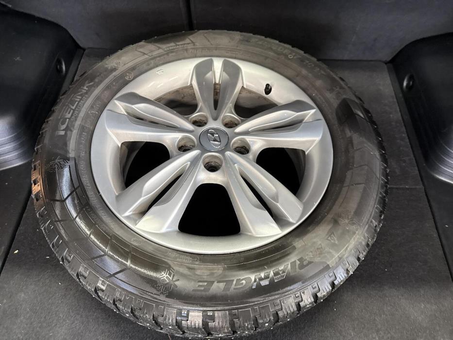 HYUNDAI ix35 2012