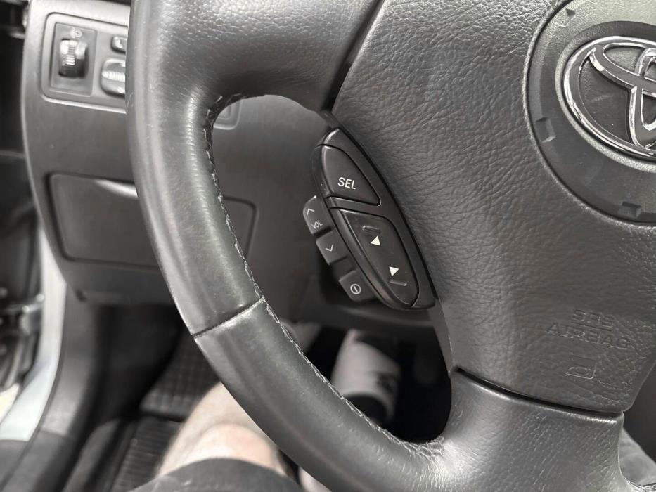 TOYOTA Corolla 2002