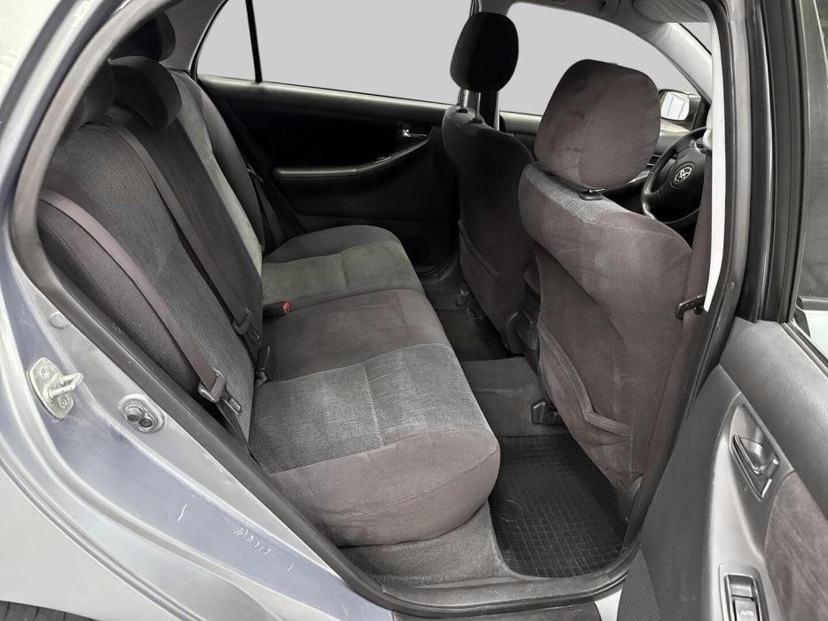 TOYOTA Corolla 2002
