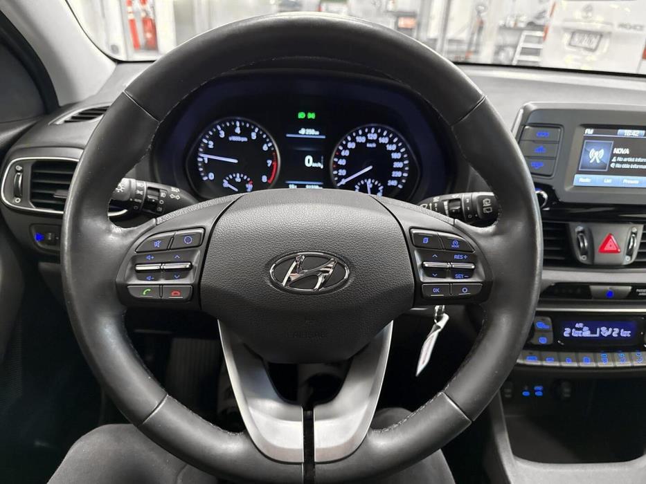 HYUNDAI i30 5d 2018