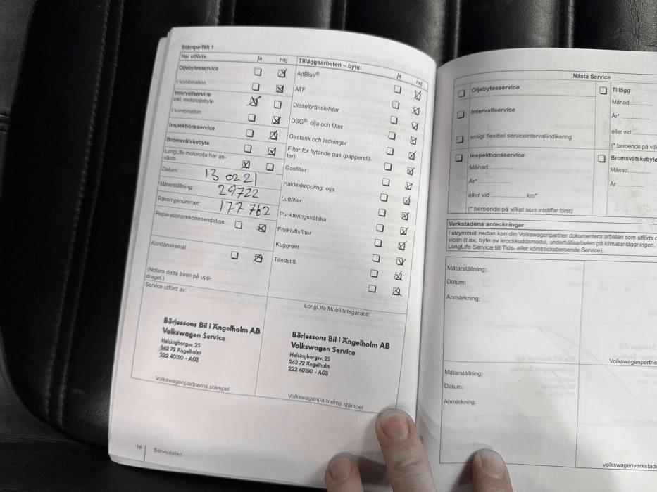 VOLKSWAGEN Passat 2012