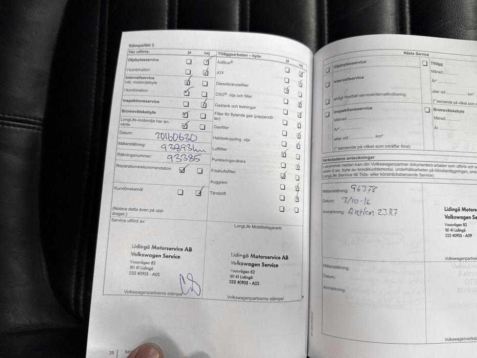 VOLKSWAGEN Passat 2012