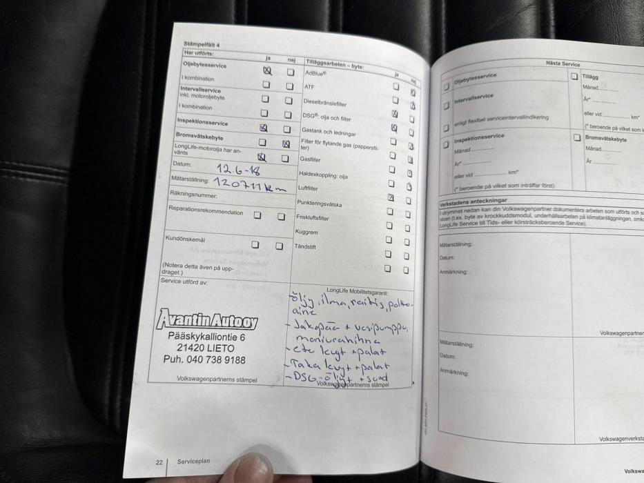 VOLKSWAGEN Passat 2012