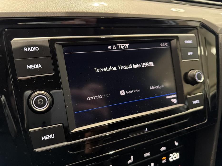 VOLKSWAGEN Passat 2022