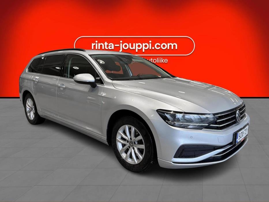 VOLKSWAGEN Passat 2022