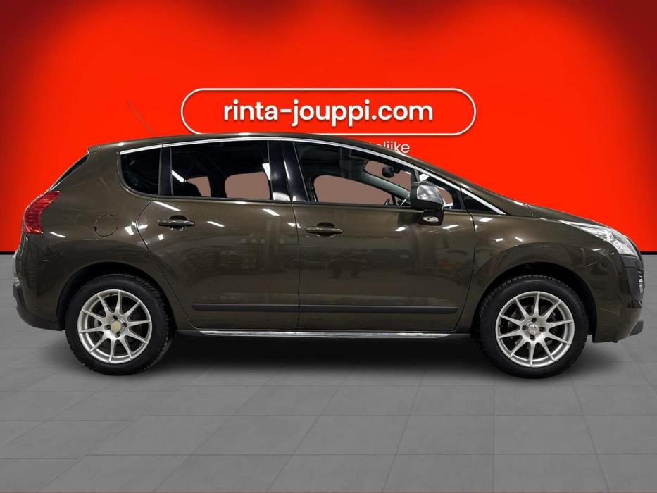 PEUGEOT 3008 2011