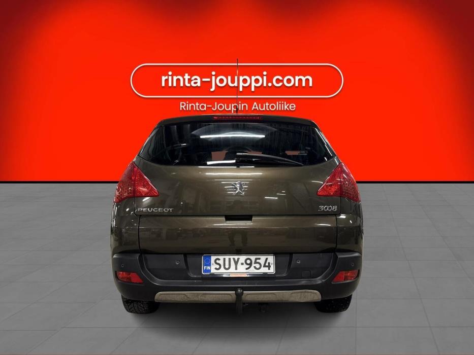 PEUGEOT 3008 2011