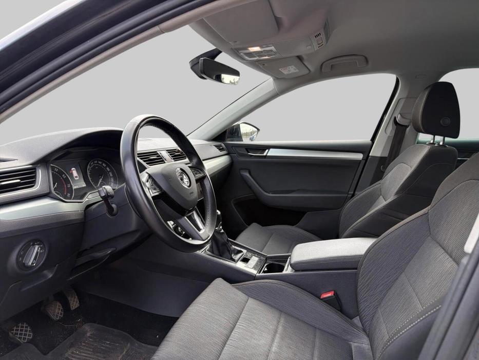 SKODA Superb 2019